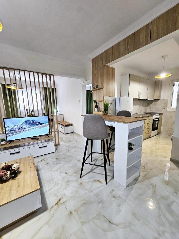 Acvi LUX - City Center by Seafront for rent Kontogouri, Thessaloniki, € 950, 50 m²